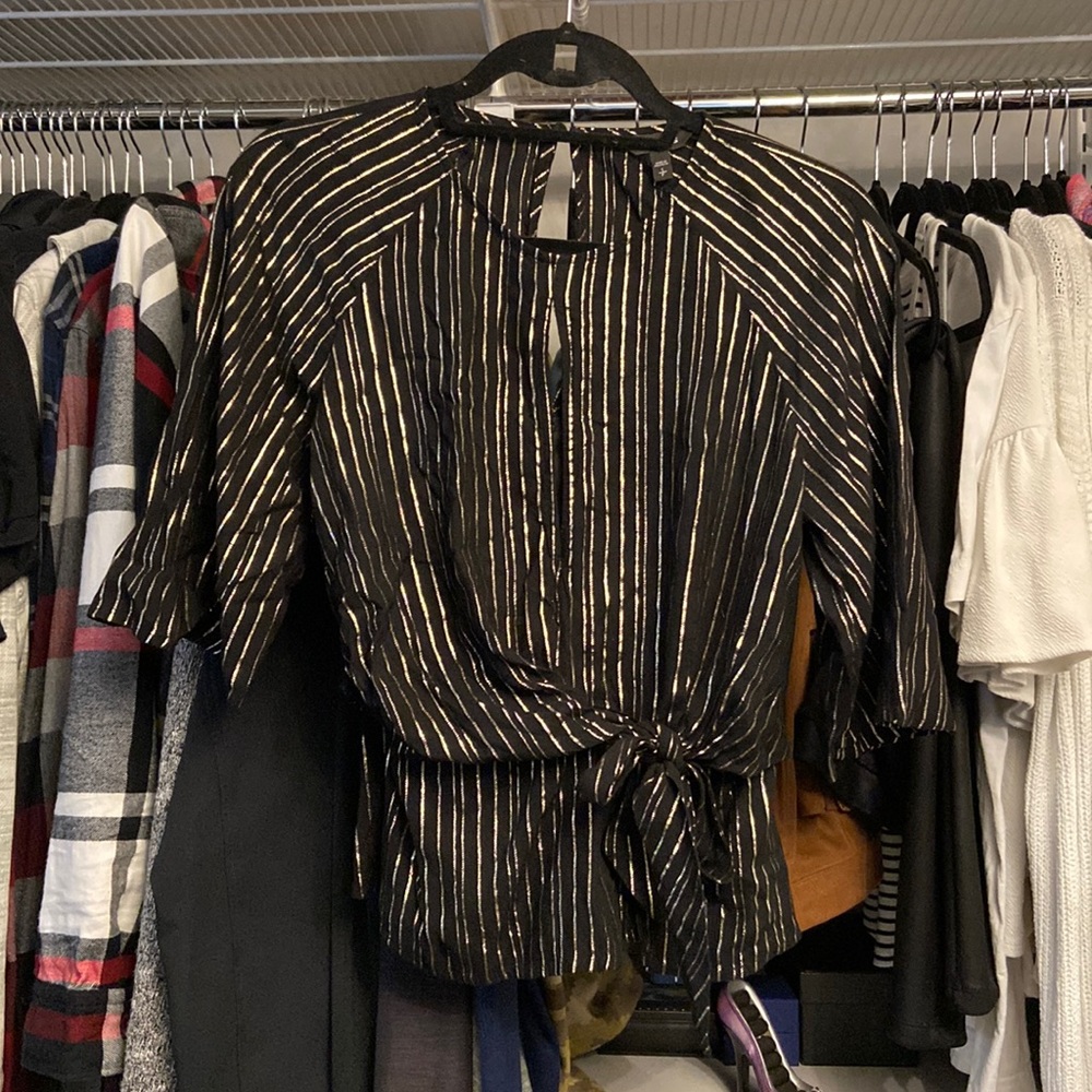 Black & Gold EXPRESS top